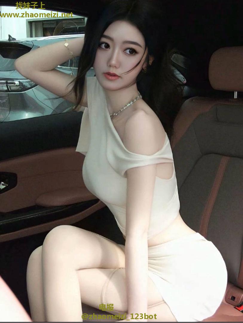 火辣性感小嫩妹