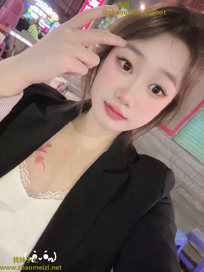 西乡年小波大染染