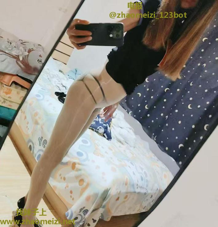 塘沽爱深吼的小骚货