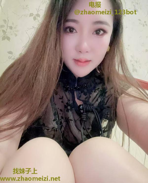 完美御姐果果