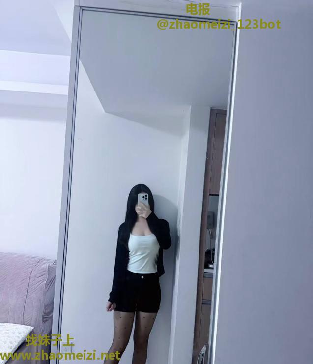 盘龙大波服务型妹子