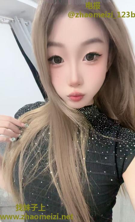 170三点粉气质女神