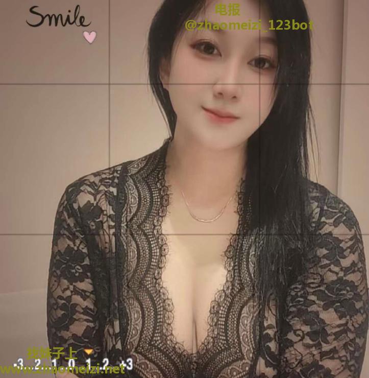 天河性感大奶潼潼