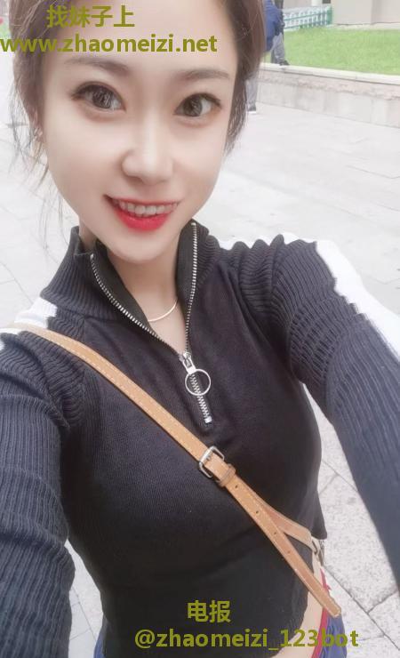 哈西开朗小妖精