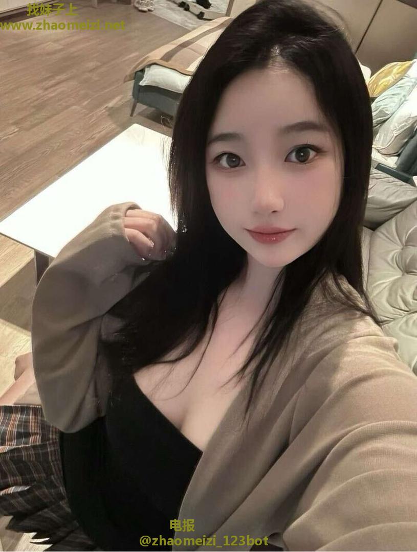 极品翘臀大胸妹