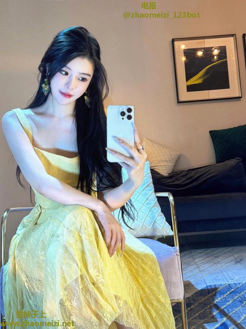 年轻粉嫩白虎妹妹