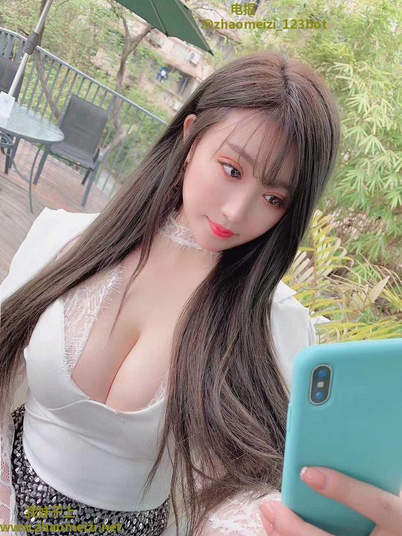 阳泉童颜巨乳少妇