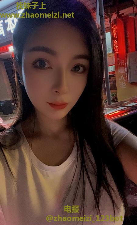 美乳颜值御姐予希