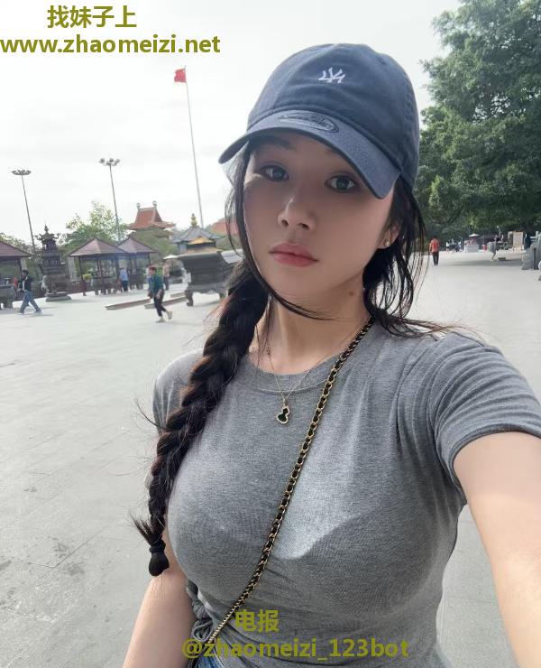 身材火辣天然F奶