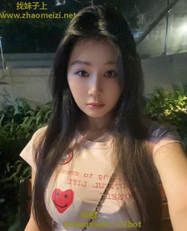 身材火辣天然F奶