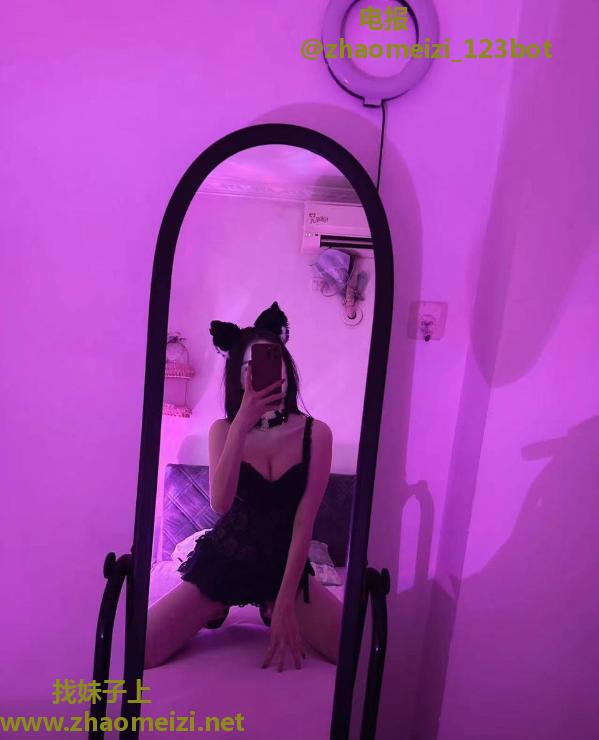 布吉性感大长腿洋洋