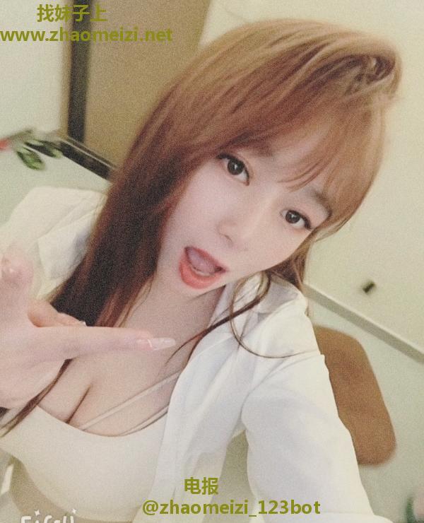 上城超绝巨乳E奶妹