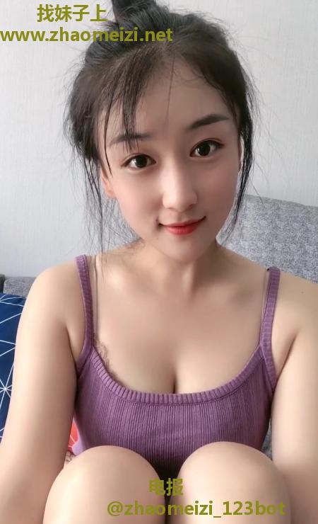 女友感萌萌老师