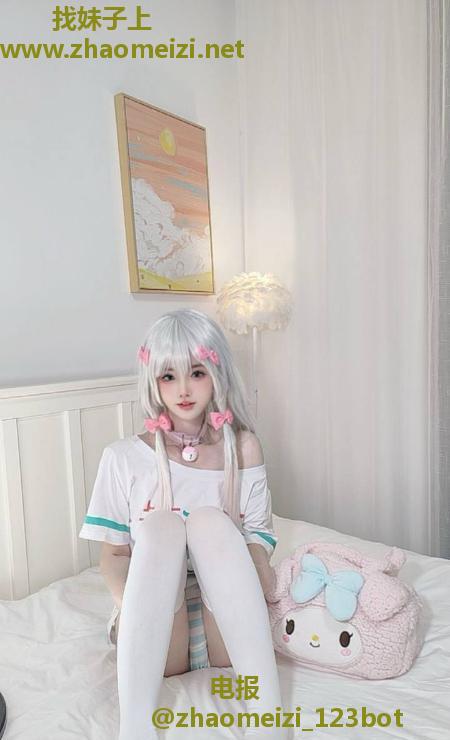 cos制服诱惑老师