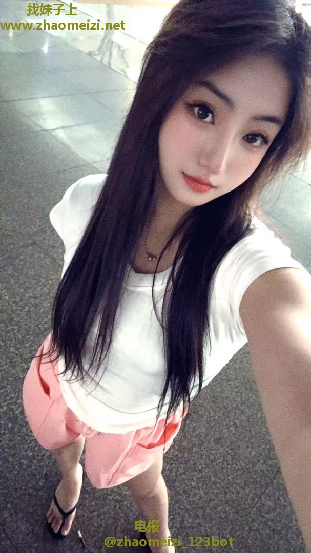 前凸后翘温柔御姐