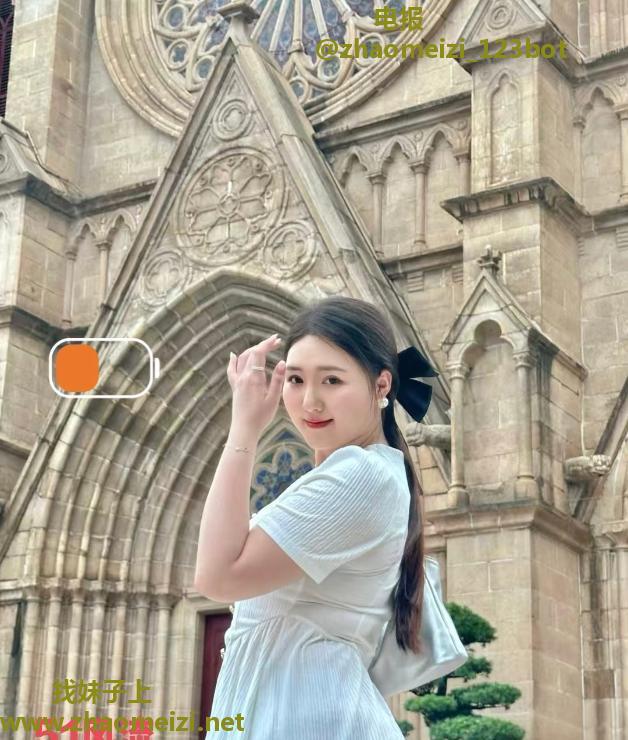 肤白貌美卡戴珊bbw