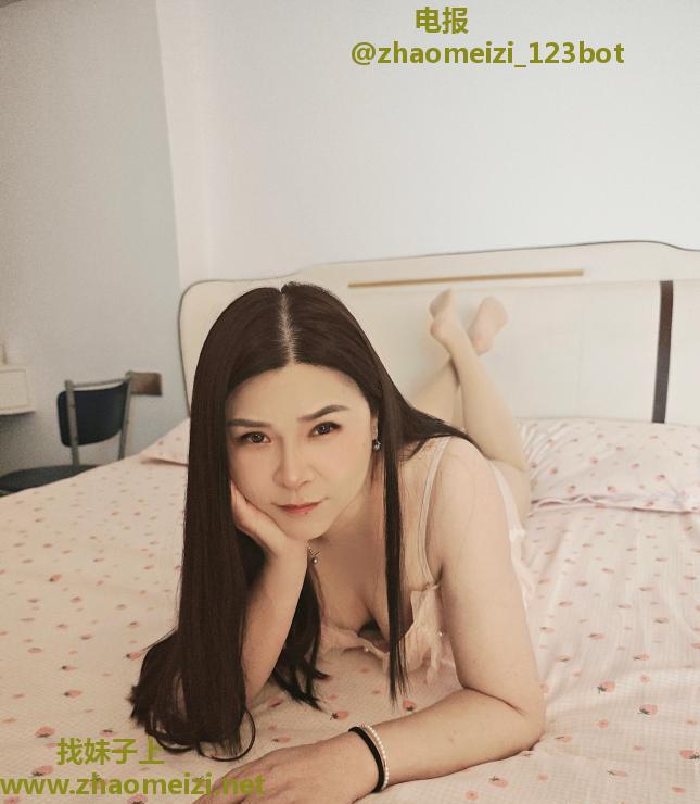 长腿骚姐姐乔伊