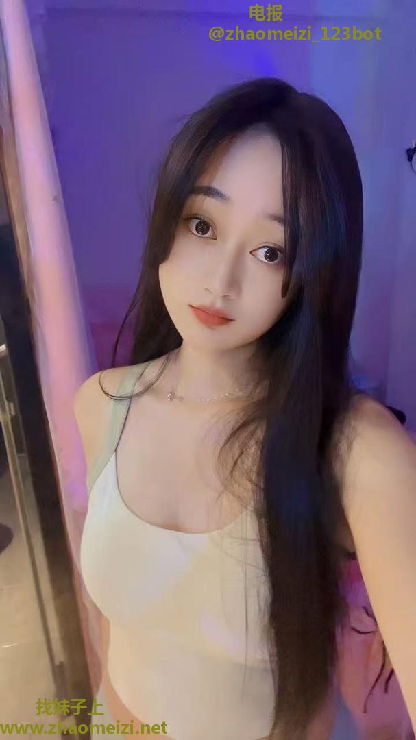 肤白貌美妹子，温柔甜美