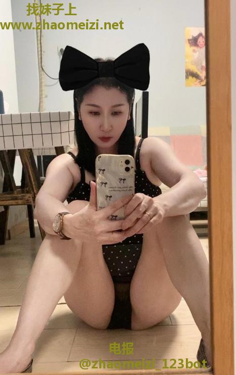 包夜大胸轻熟女