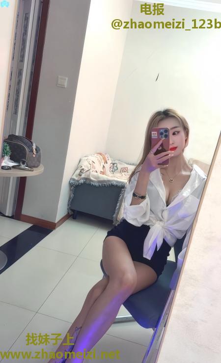 江岸娇小骚女慧慧