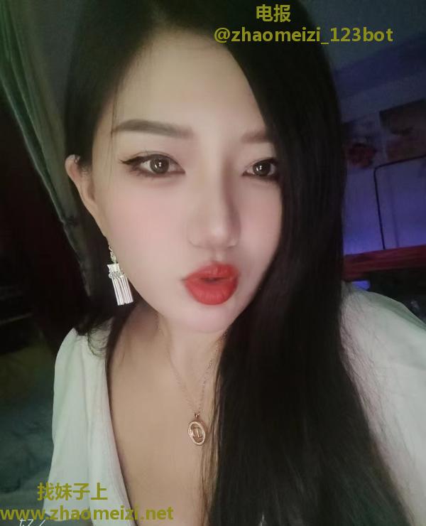 无限火力双飞少妇