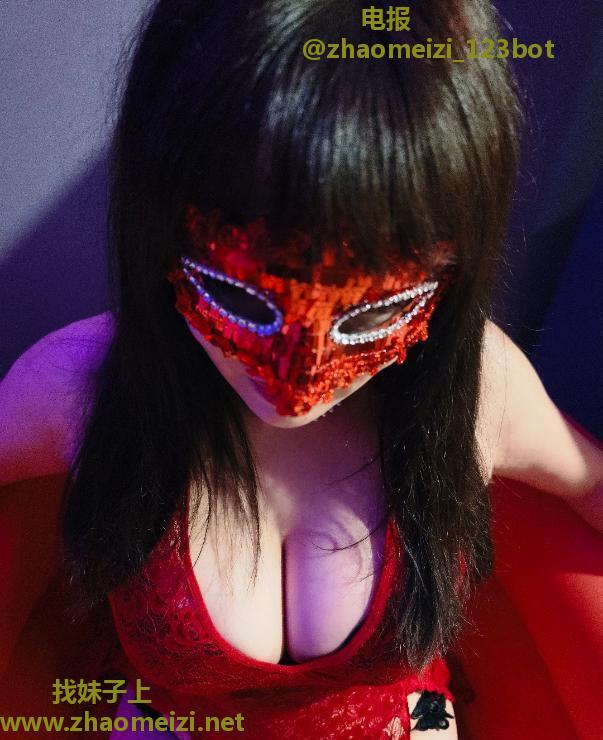 长腿美艳骚母狗