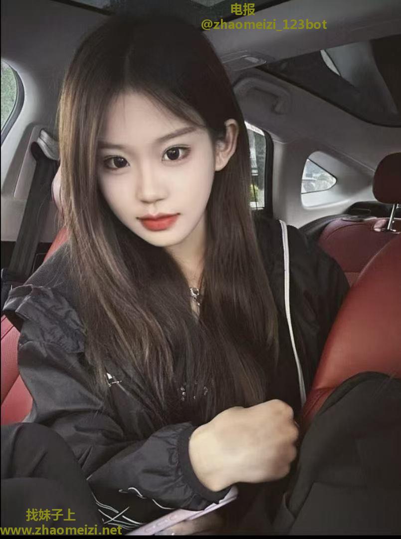 骚妹粉鲍乖巧听话可调教