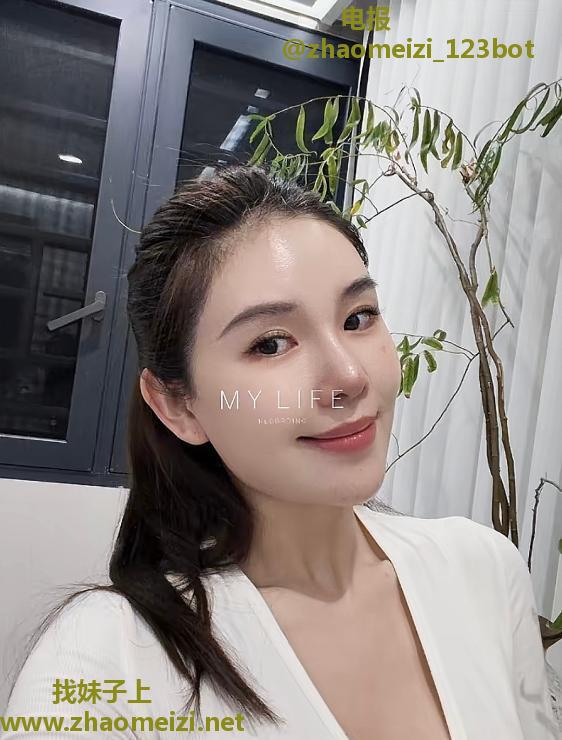 南山瑜伽健身美女佳佳