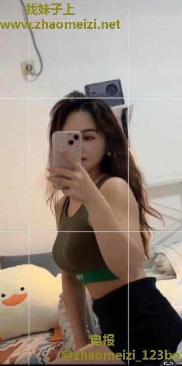 南山荔林地铁站妮妮