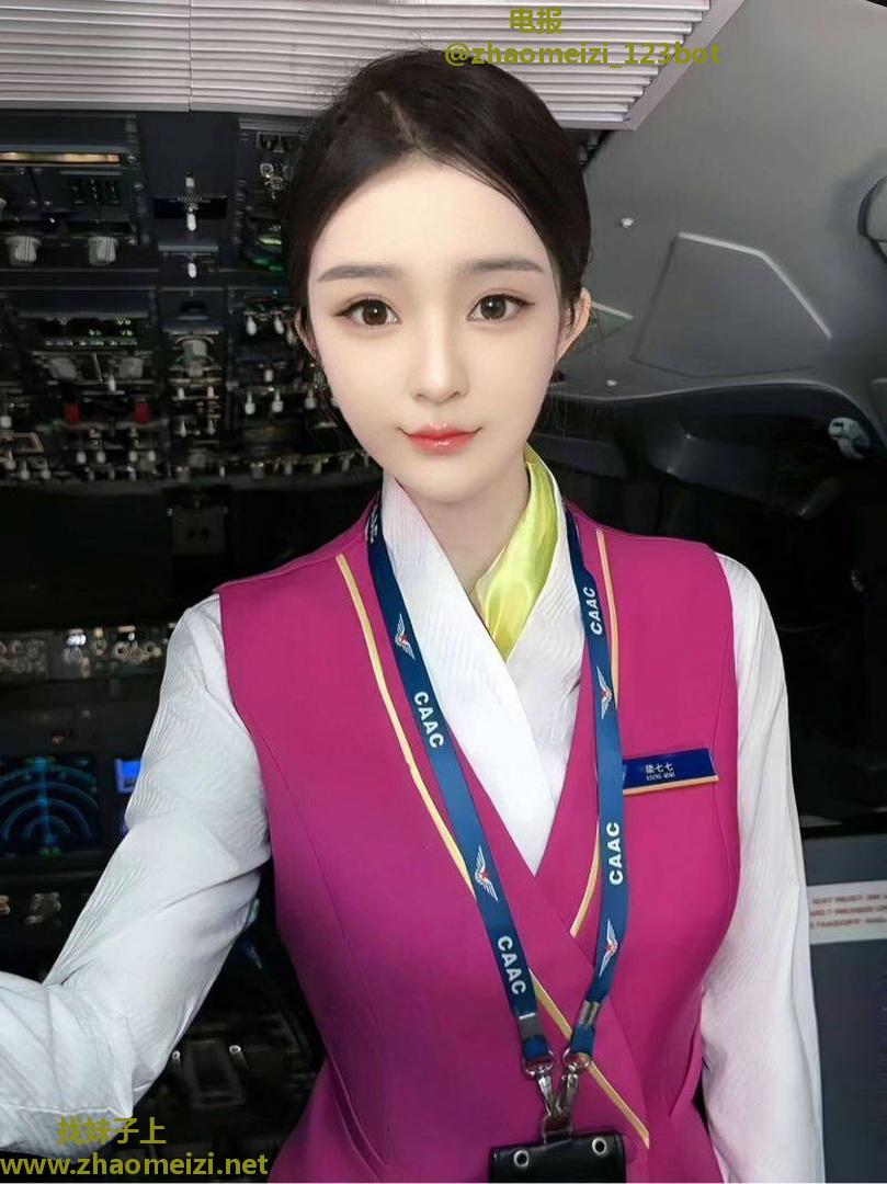 喜欢玩情趣的在职空姐超白