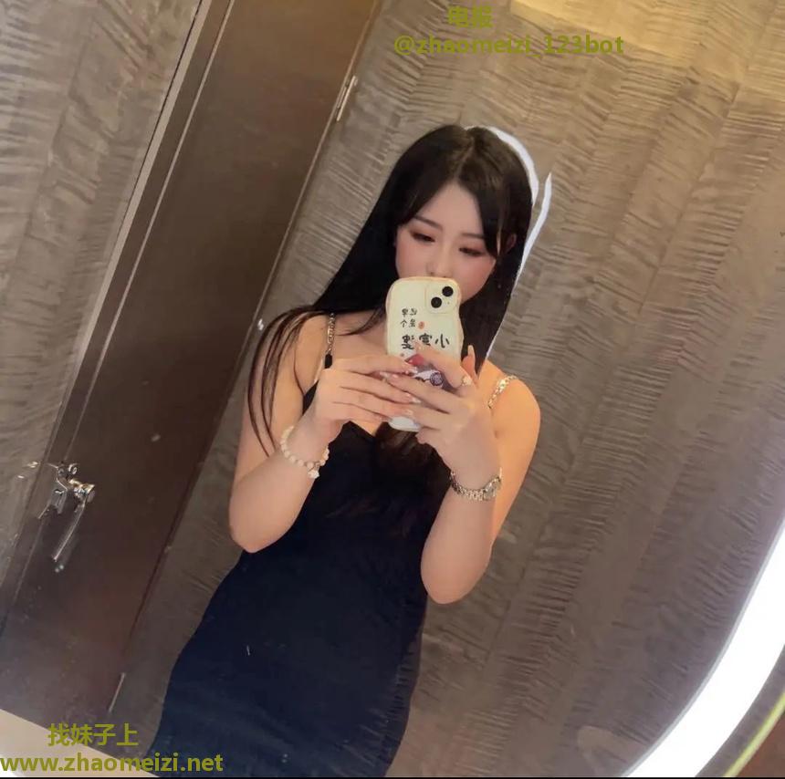 舞蹈老师兼职会夹会吸