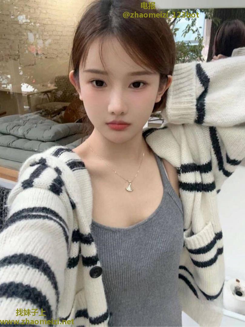 00后小姐姐初下海