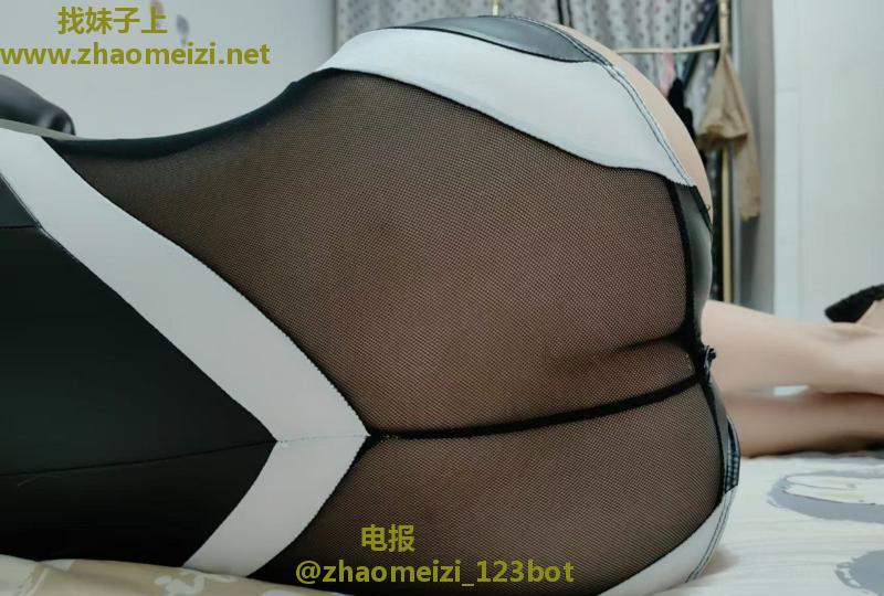 健身包子哔希希