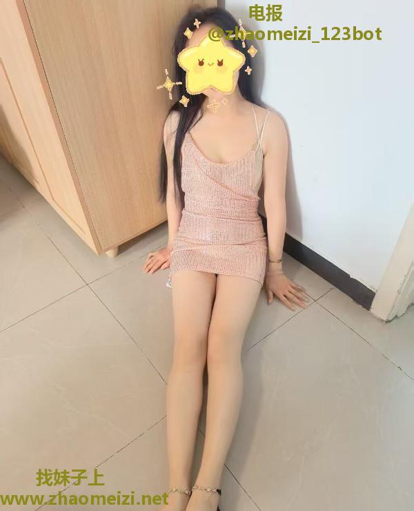 微胖娇美小少妇