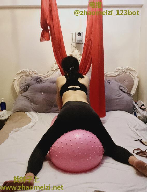 湖塘花样多健身的姐姐