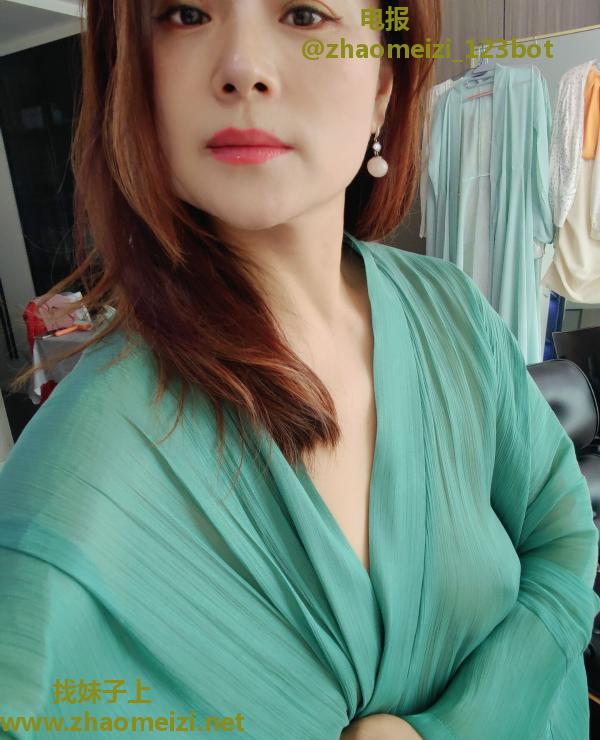 三刷建邺熟女老板娘