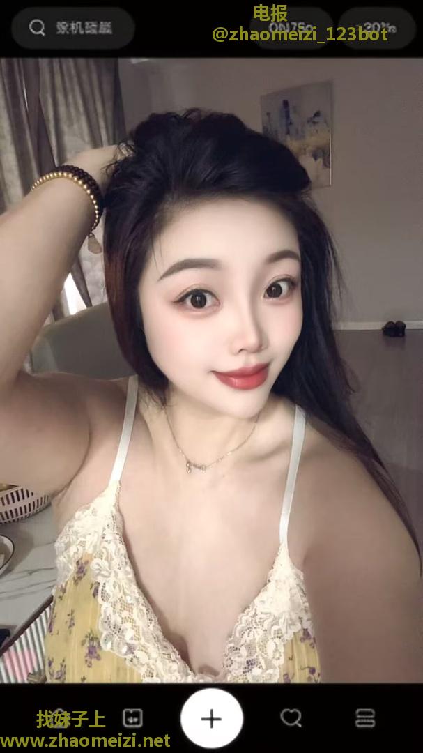 风骚迷人大胸御姐