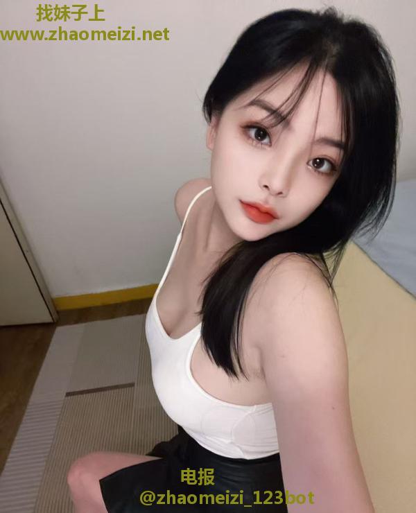 颜值虎牙妹文文