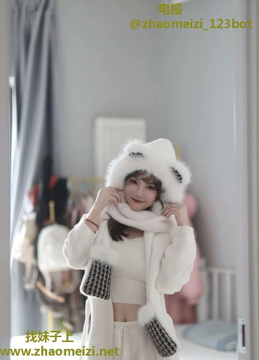 前凸后翘波大热情姐姐