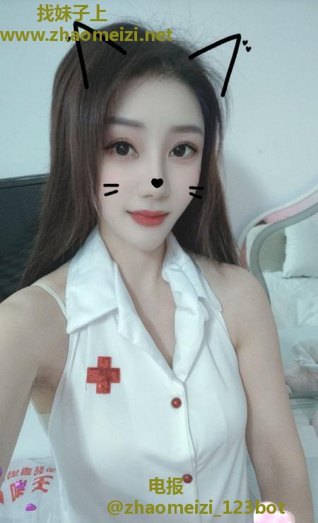 拱野制服骚妹瑶瑶