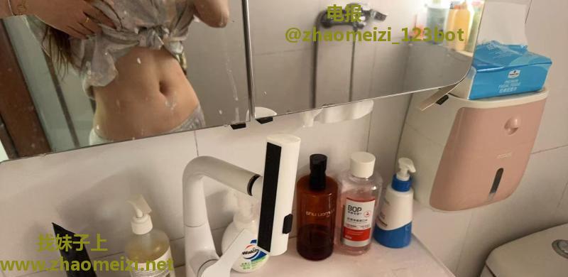 巨乳健身媛兔子