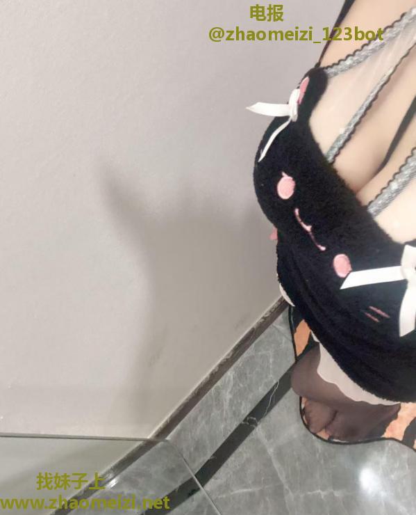 气质兼职嫩妹晓艺