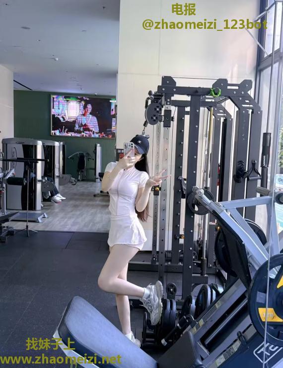 甜系颜值健身老师