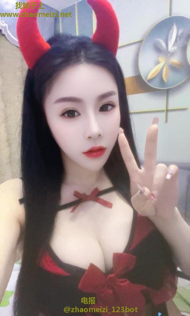 大奶骚妹玉体真美真性感