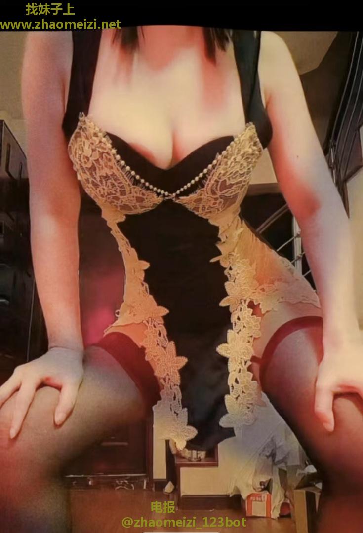 宝安美女梨形原版身材希恩