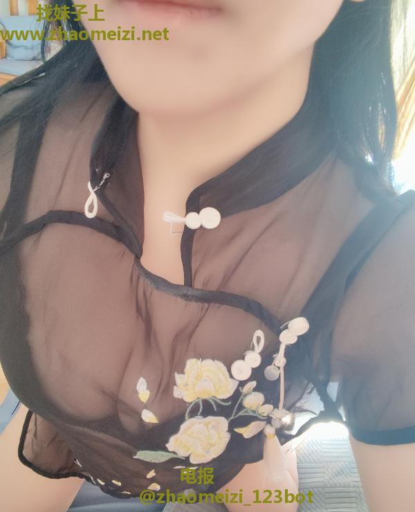 蜀山大胸丰臀兼职少妇