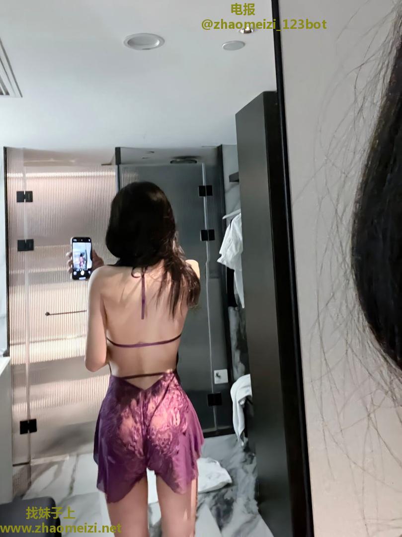 酒泉妹子身材好