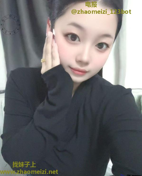 铁西娃娃脸小骚女