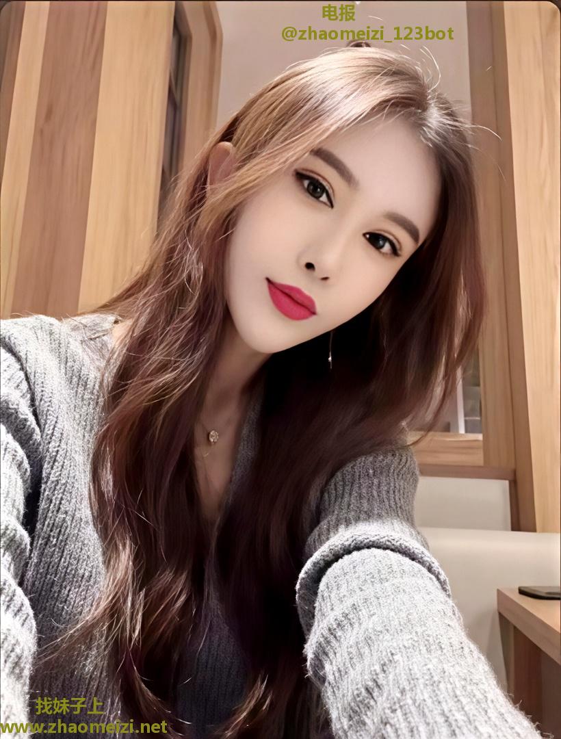 青岛蜜桃臀悠悠