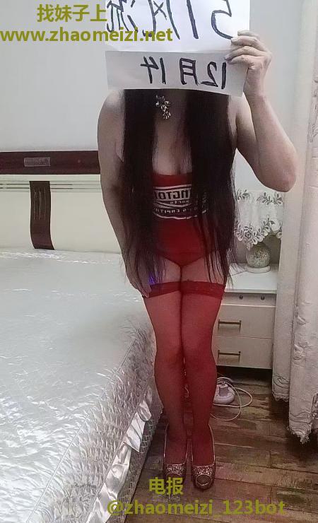 盘古路会潮喷的人妻